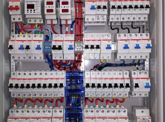 Электрик и сантехник от Малаги до Сан Педро